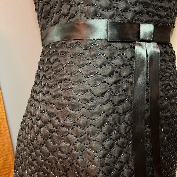 Gorgeous beaded strapless dress - Picture 7 of 9